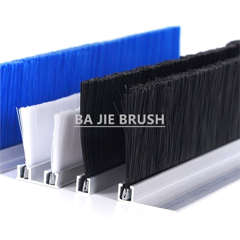 Door Side Brush