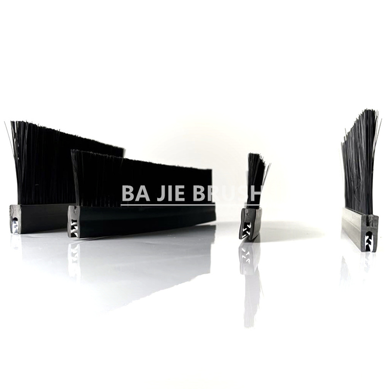 Rubber Strip Brush