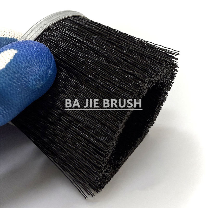 Strip Brush in Cup Form