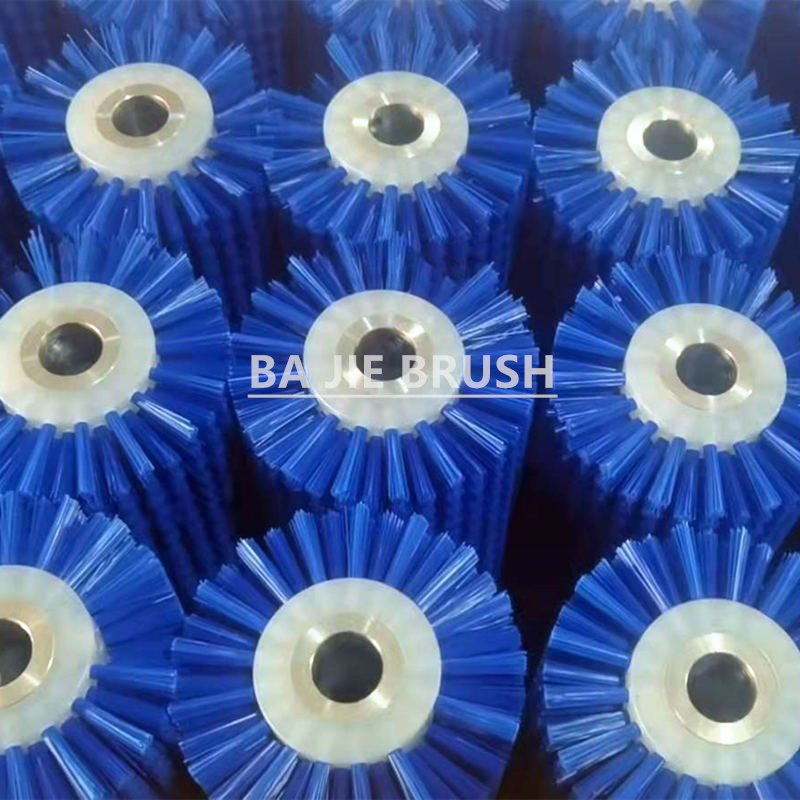 Fruit and Vegetable Cleaning Brush