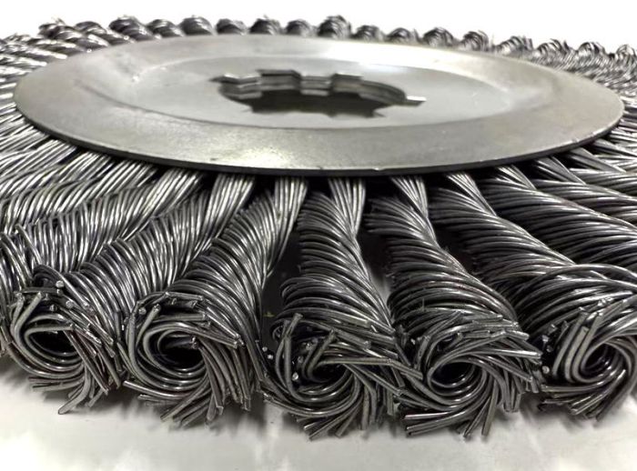 Weaves Wire Brush