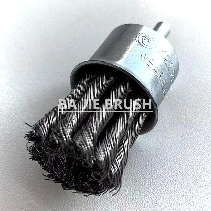 Twisted Knot Wire End Brush