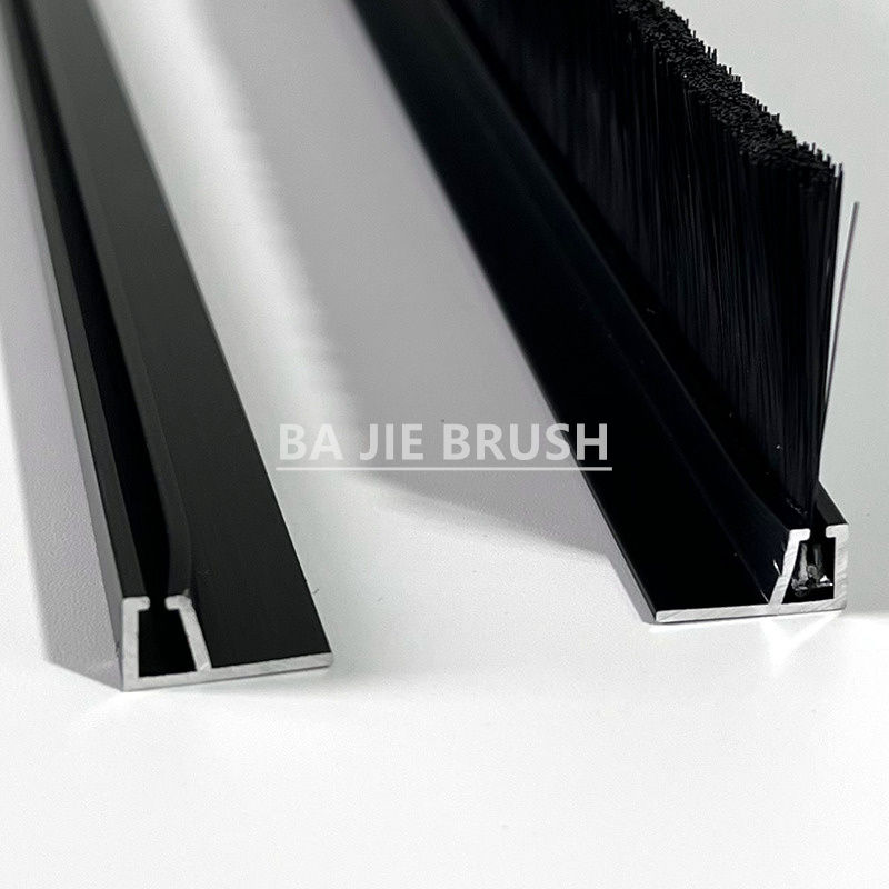 Black Profile Strip Brush