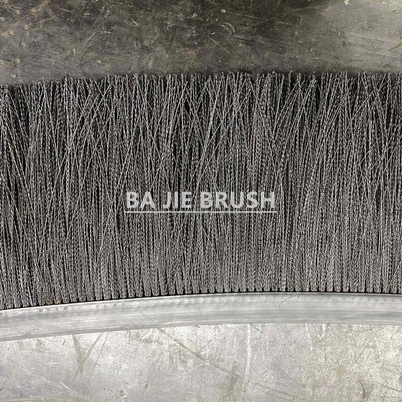 Spray Suppressant Brush