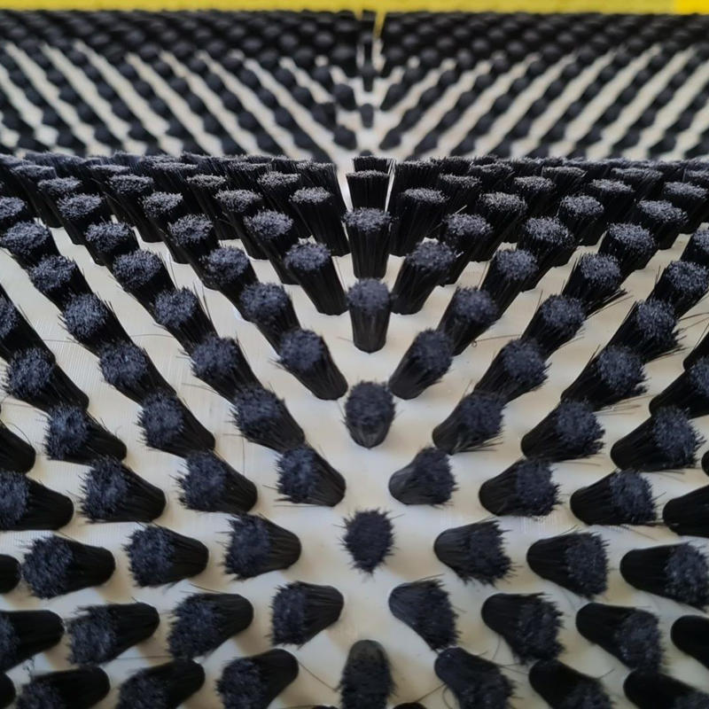 Spreader Brush For Converting Machines